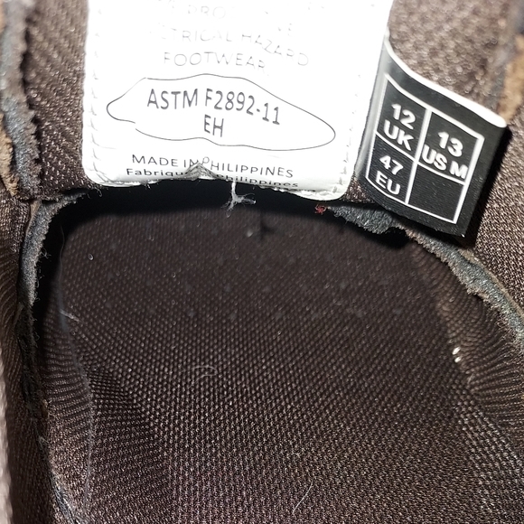 DR. MARTENS Bolt Industrial Chunky Shoes Mens Brown Leather Wyoming New in Box